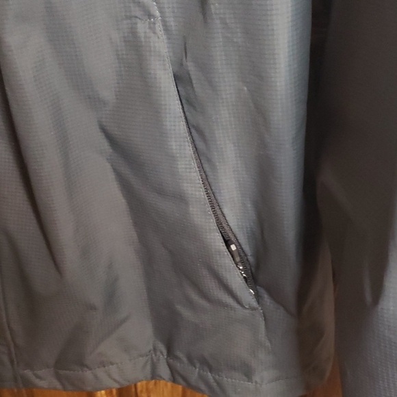 SwissTech Coat - Picture 4 of 8